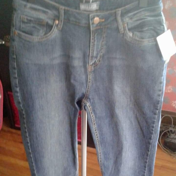 Denim rolled cuff studded jeans 👖 - Picture 5 of 8